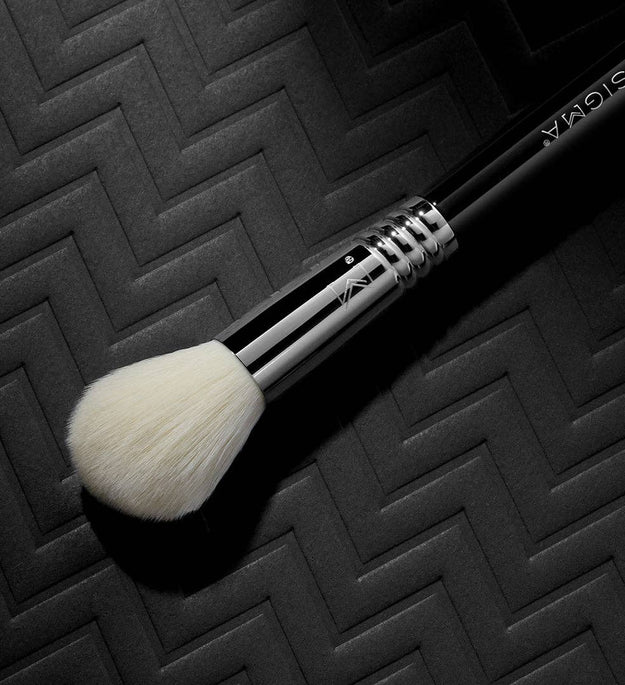 Sigma F76 CHISELED CHEEK™ BRUSH